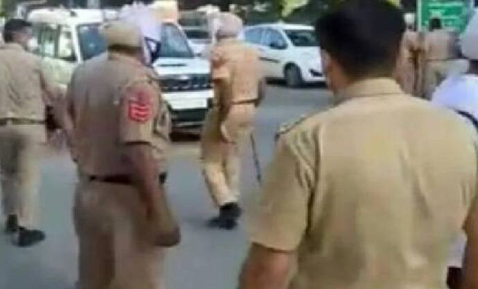 बड़ी खबर: पंजाब में निहंगों ने तलवार से काट दिए 2 पुलिसवालों के हाथ, एनकाउंटर में ढेर हमलावर