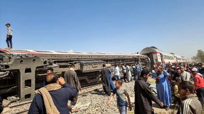 आपस में टकराई दो ट्रेनें, हादसे में 32 की मौत; हर तरफ नजर आ रहे शव; देखें Egypt Train हादसे की तस्वीरें