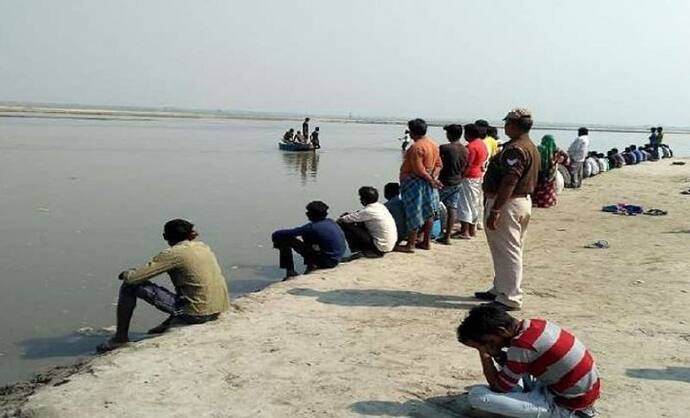 उत्तर प्रदेश में होली के जश्न के बाद 9 लोगों की मौत, नदी की गहराई में एक साथ समा गए सभी दोस्त