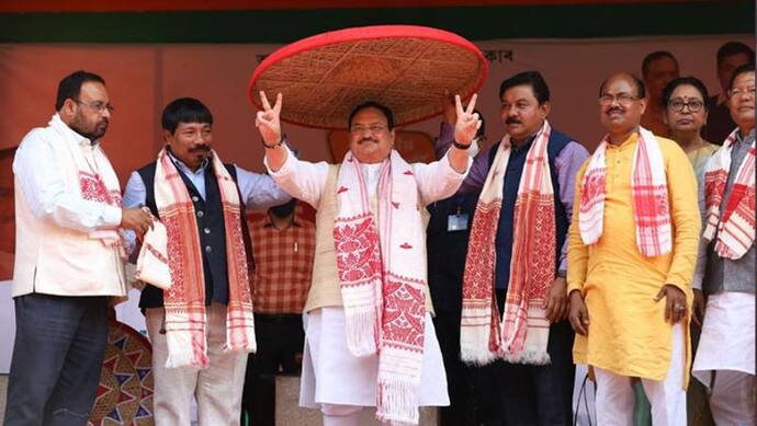 'कांग्रेस मानसिकतौर पर दिवालिया, केरल में CPM के खिलाफ है, जबकि बंगाल-असम में गले मिलकर चुनाव लड़ रही'