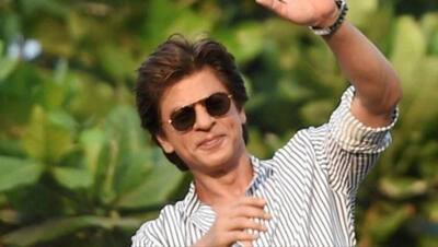 Shah Rukh Khan Special- দিল্লি থেকে একবুক স্বপ্ন নিয়ে বিটাউনে পা রাখা, আজ কত সম্পত্তির মালিক স্টার খান