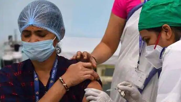 कोविड वैक्सीनेशन का बना नया रिकॉर्ड, पिछले 24 घंटे में 36 लाख से भी ज्यादा लोगों लगा टीका