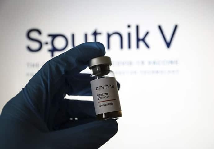 Sputnik-V वैक्सीन का 1.5 लाख डोज भारत पहुंचा, अगले महीने तीन लाख वैक्सीन भेजेगा रुस