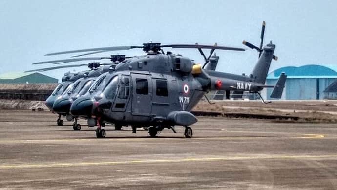 Make in India: ‘ध्रुव हेलीकॉप्टर’ नौसेना के बेड़े में किए गए शामिल, जानें इनकी खासियत