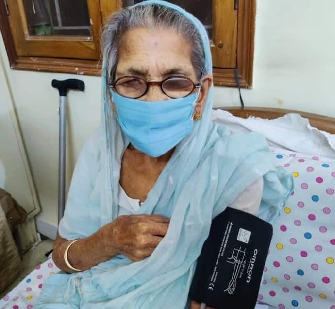 96 साल की दादी ने घर में रहकर कोरोना को दी मात, इन छोटी-छोटी चीजों से जीती जिंदगी की जंग