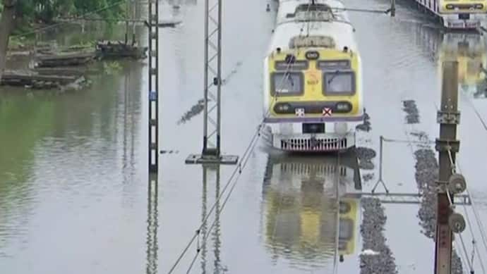 मानसून की पहली ही बारिश में 'डूब' गई मुंबई, जल्द आधे भारत को कवर कर लेगा, ये है मौसम विभाग की भविष्यवाणी