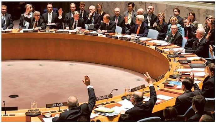 यूक्रेन पर रूस के हमले के बाद UNSC ने UNGA में स्पेशल इमरजेंसी मीटिंग, 4 दशक में पहली बार बुलाई बैठक