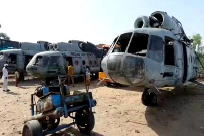पंजाब में एक कबाड़ी ने खरीदे 6 हेलिकॉप्टर, पूरे शहर के लोग हैरान..देखने के लिए उमड़ रही भीड़