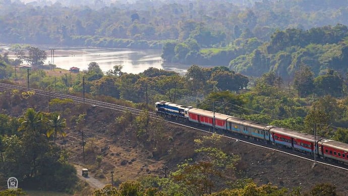 Chhath Puja Special Train 2021 : छठ पूजा के लिए रेलवे संचालित करेगा 28 फेस्टिवल स्पेशल ट्रेन, देखें लिस्ट
