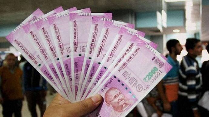 RBI Report: बाजार से लगातार गायब हो रहे हैं 2000 के नोट,  10 रुपए का सबसे ज्यादा सर्कुलेशन