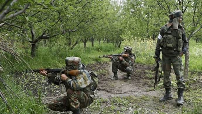 जम्मू-कश्मीर में सुरक्षाबलों को बड़ी सफलता, हथियारों से लैस लश्कर-ए-तैयबा के तीन आंतकियों को किया गिरफ्तार