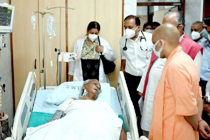 पूर्व CM कल्याण सिंह की हालत गंभीर, PM मोदी ने बेटे को फोन कर जाना हालचाल, योगी-राजनाथ पहुंचे अस्पताल