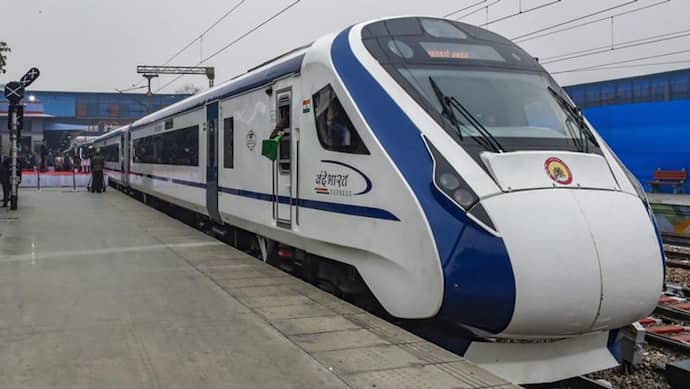 आजादी की 75वीं वर्षगांठः रेलवे दे सकता है 10 वंदेभारत ट्रेनों का तोहफा
