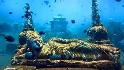 समुद्र के अंदर मिलीं 5000 साल पुरानी हिंदू देवी देवताओं की मूर्तियां, क्या है इस दावे के साथ तस्वीर का सच