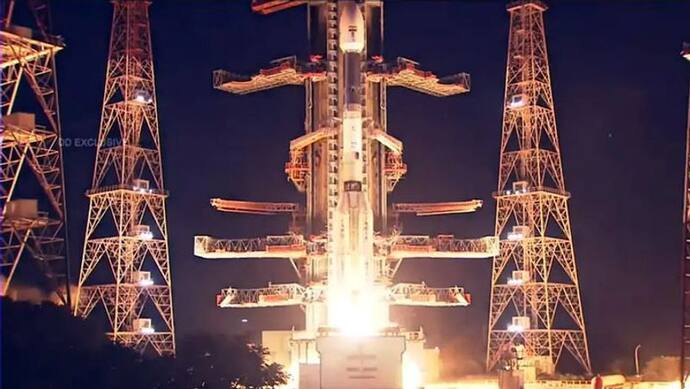 क्रायोजेनिक इंजन ने दिया धोखा; इसरो का  EOS-03 सैटेलाइट लॉन्च मिशन फेल, पहले 3 बार टल चुकी थी लॉन्चिंग