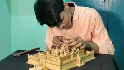 18 साल के इस कलाकार ने सोचा 'चलो कुछ नया करते हैं' और लकड़ी से बना दिया पुरी का यह अद्भुत 'जगन्नाथ मंदिर'
