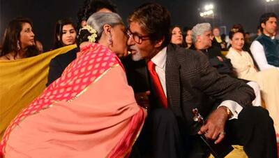 अमिताभ बच्चन ने जब सारी हदें पार कर सरेआम किया था पत्नी जया को Kiss, ये 8 सेलेब्स भी कर चुके हैं ऐसी हरकत