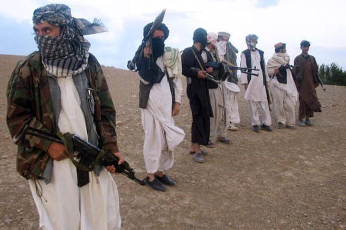 तालिबान ने हथियारों और कोड़ों से मार-मारकर चार प्रदर्शनकारियों को उतारा मौत के घाट,  UN अधिकारी भी डरे-सहमें
