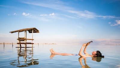 Travel: নামেই Dead Sea, ডুবতে পারেন না কেউ, বিশ্বের ৭ লবণ হ্রদের মনোরম দৃশ্য মন ভালো করে দেবে আপনারও