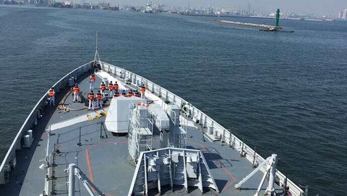 भारत और इंडोनेशिया की Navy ने एक साथ विशाल समुद्र में दिखाई दुनिया को अपनी ताकत