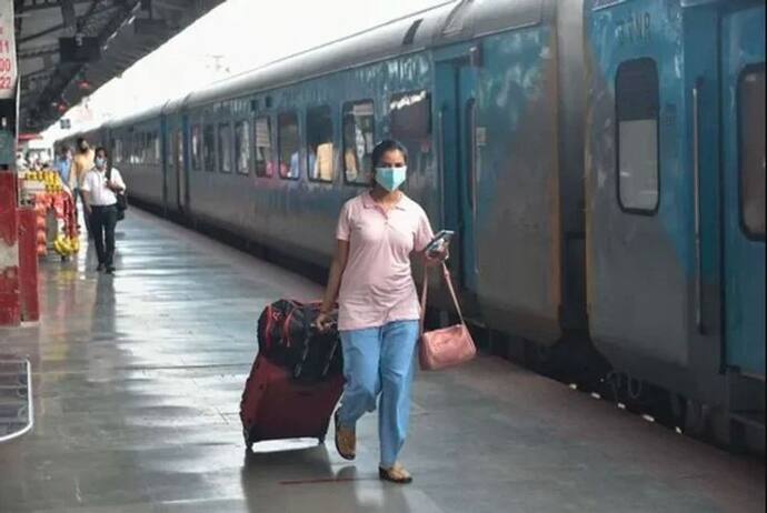 Indian Railway: আগামী ৭ দিন ৬ ঘণ্টা বন্ধ থাকবে টিকিট সংরক্ষণ,জেনে নিন কখন টিকিট কাটা যাবে না