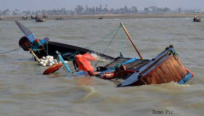 बिहार में बड़ा हादसा: बीच नदी में जाकर डूब गई 22 लोगों से भरी नाव, एक-एक करके निकल रहीं लाशें...