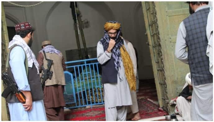 Taliban: ভারত বিরোধী সুর তালিবান নেতার, মাহমুদ মাজার পরিদর্শন করে কী বললেন হাক্কানি