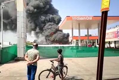 आग का तांडव : प्लास्टिक गोदाम में भीषण आग, 5 किमी तक दिखती रहीं लपटें, पास में था पेट्रोल पंप, बड़ा हादसा टला