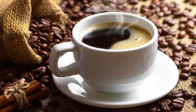 Coffee Or Chocolate: স্বাস্থ্যের জন্য কোনটি বেশি উপকারী, কি বলছেন বিশেষজ্ঞরা