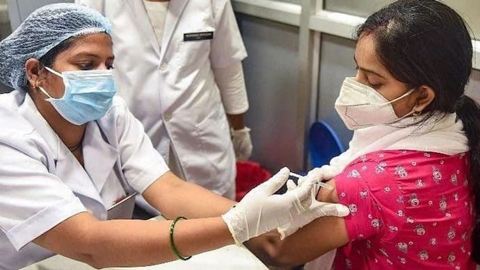 Maharashtra : औरंगाबाद में Vaccine नहीं लगवाने वालों को राशन और पेट्रोल की आपूर्ति बंद!