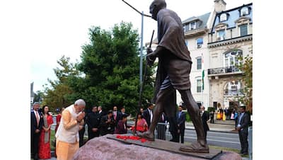 PM Modi Rome visit: দেশ থেকে বিদেশ, মোদীর মুখে গান্ধীজির আদর্শ