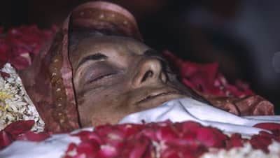 Indira Gandhi को 30 गोलियां मारने के बाद क्या हुआ? अगले ही दिन कैसे हुई 3 हजार सिखो की मौत