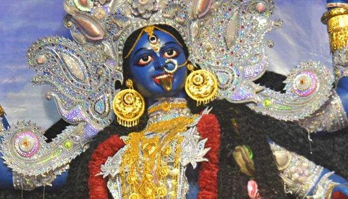 এই অমাবস্যা তিথিতে মা সারদা-কে দেবী রূপে পুজো করেন রামকৃষ্ণ, জেনে নিন ফলহারিণী কালীপুজোর তাৎপর্য