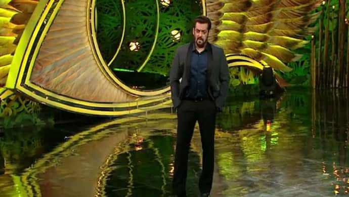 Bigg Boss 15: उमर रियाज- प्रतीक सहजपाल ने एक दूसरे पर फेंका कीचड़, Salman Khan का फूटा गुस्सा