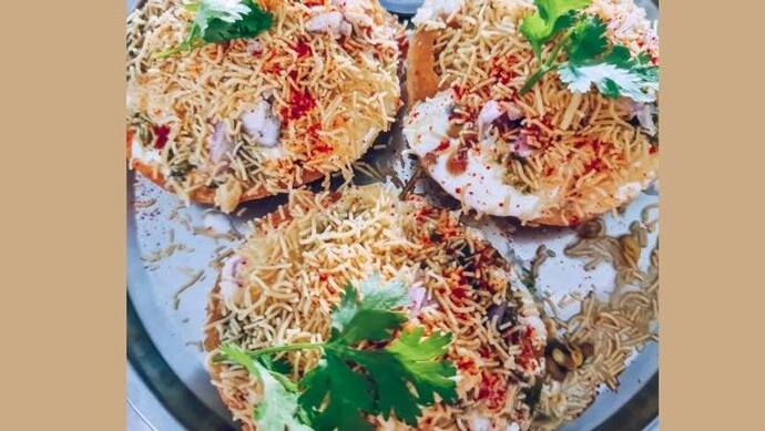 Kitchen Hacks: अगर आपका भी करता है चटपटा खाने का मन, तो घर पर इस तरह बनाए Katori Chaat, जानें रेसिपी