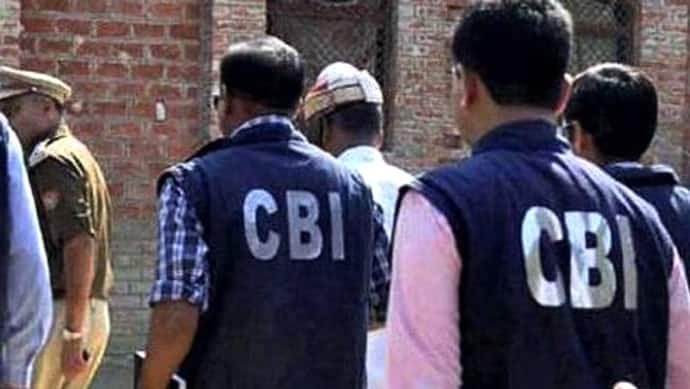 CBI ने जम्मू-कश्मीर में रिश्वत लेते 2 Garrison इंजीनियर्स को किया रंगे हाथ गिरफ्तार