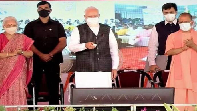 PM Modi in Bundelkhand: प्रधानमंत्री मोदी आज बुंदेलखंड को देंगे 32 अरब की सौगात, जानिए पूरा कार्यक्रम