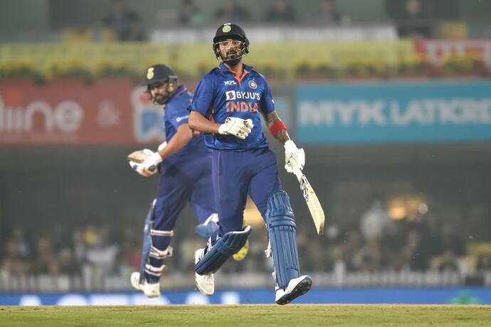IND vs NZ: कीवियों के खिलाफ 2-0 की विजयी बढ़त, भारत ने दूसरा मैच 7 विकेट से जीता, डेब्यू मैच में चमके हर्षल