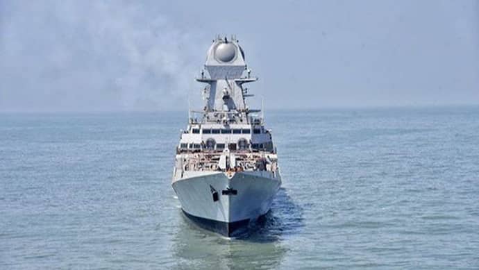 नौसेना में शामिल हुआ INS विशाखापत्तनम, समुद्र में छिपकर हमला करने वालों को पाताल पहुंचाएगा