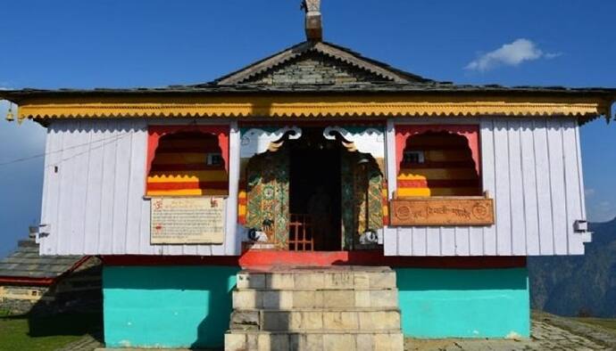 Bijli Baba Temple-রহস্যময় বিজলি বাবার মন্দির, বারো বছর অন্তর দুটুকরো হয় শিবলিঙ্গ