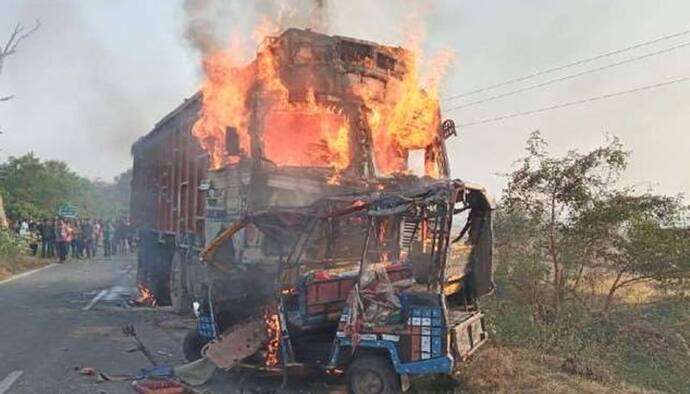 बिहार में भयानक एक्सीडेंट: ट्रक ने 10 लोगों को रौंदा, सड़क पर बिछ गए शव..गुस्साई भीड़ ने भी लगा दी आग