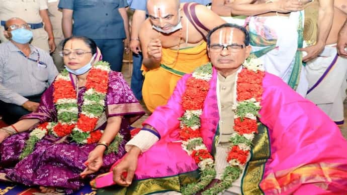 CM शिवराज ने तमिलनाडु के इन प्रसिद्ध मंदिरों में की पूजा, पढ़े श्लोक, मांगी MP की समृद्धि, जानें क्या कहा