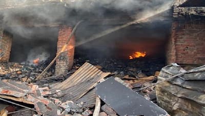 Yamunanagar Fire:कुछ ही मिनटों में जला पूरा परिवार, पिता और 3 बच्चों की मौत, सामने आईं दहला देने वाली तस्वीरें