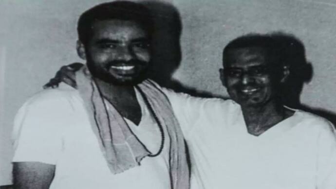क्या PM Modi के साथ तस्वीर में Anna Hazare हैं, जानें क्या है वायरल दावे का सच?