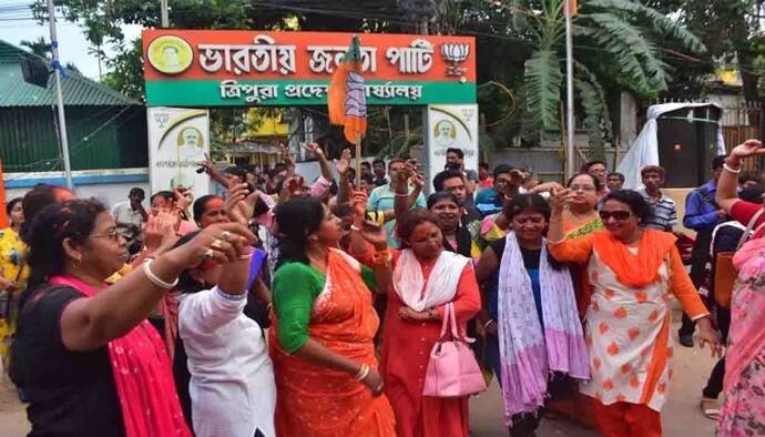 Tripura Civic Elections: बीजेपी की क्लीनस्वीप के बाद TMC का बन रहा सोशल मीडिया पर मजाक