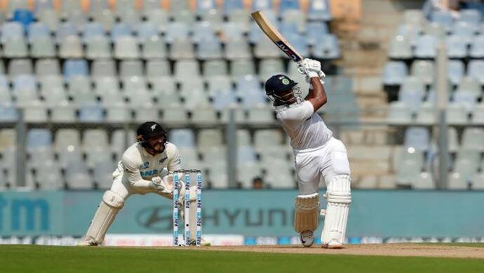 IND vs NZ 2nd Test: पहले सत्र में मिलाजुला रहा दोनों टीमों का प्रदर्शन, मयंक 150 के करीब, एजाज ने लिए 2 विकेट