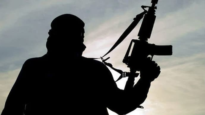 Jammu-Kashmir: Lashkar e Taiba के दो आतंकी गिरफ्तार, हथियारों का जखीरा बरामद