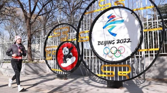 Winter Olympics 2022: কোভিড রুখতে শীতকালীন অলিম্পিক্সে রোবটের ব্যবহার, ভিডিও দেখলে অবাক হবেন