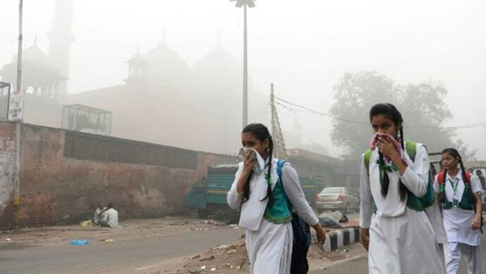 Delhi Air Pollution: सुप्रीम कोर्ट के निर्देश के बाद आज हटाए जा सकते हैं कुछ बैन; AQI 256