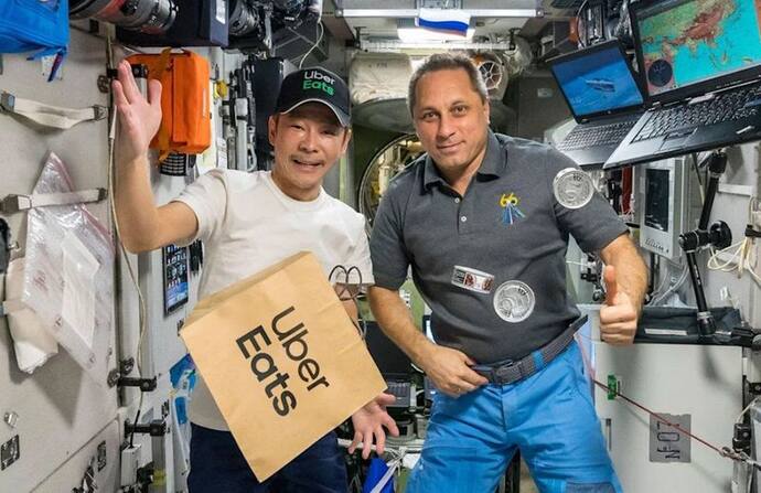 Uber Eats ने स्पेस पर की पहली फूड डिलीवरी, साढ़े 8 घंटे में 248 मील का सफर कर पहुंचाया जापानी खाना